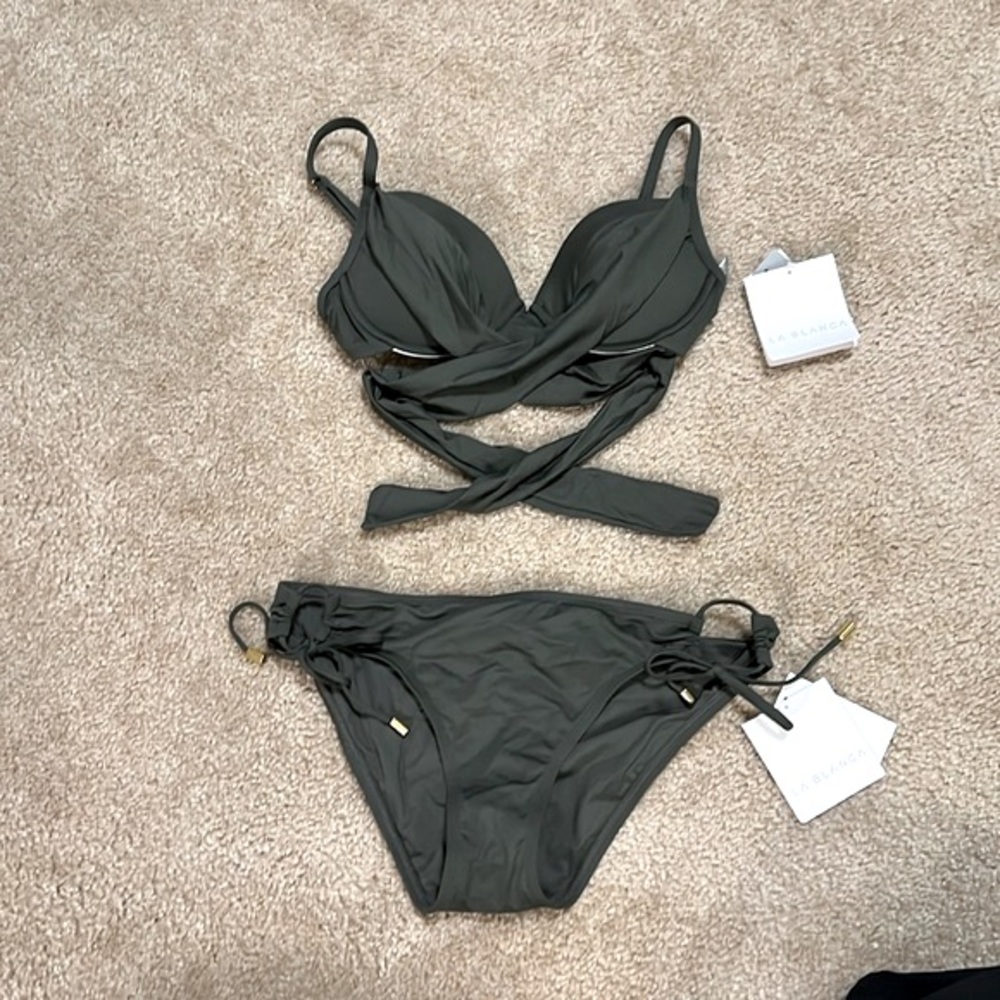 NWT LA BLANCA Green Two Piece Swim Bikini